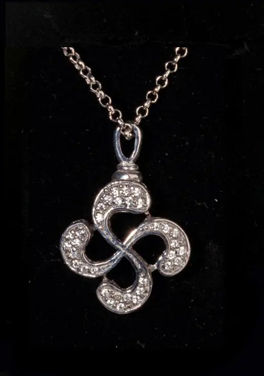 Relicario Joya Plata Cruz Lauburu SW